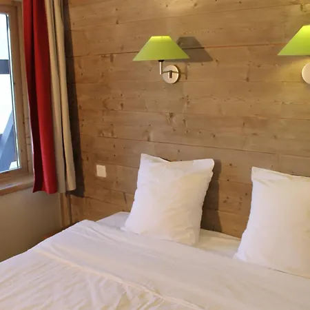 Aparthotel Christiana 408 Cles Blanches