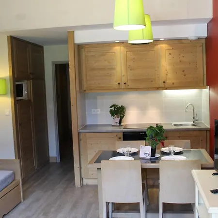 Christiana 408 Cles Blanches Aparthotel Courchevel