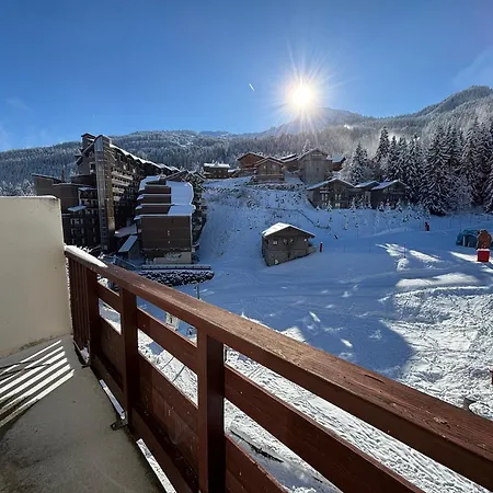 Christiana 408 Cles Blanches Hotel apartamentowy 3*